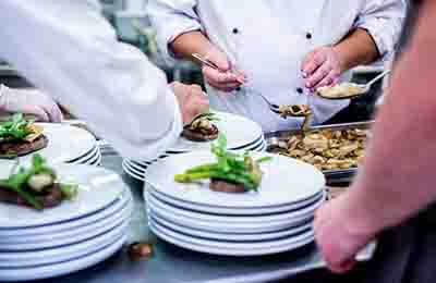 鐵路客運服務(wù)論文