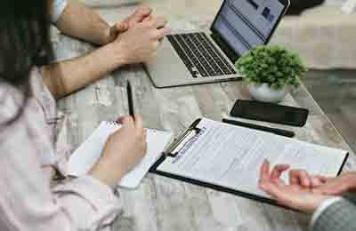 國防教育的方針和原則